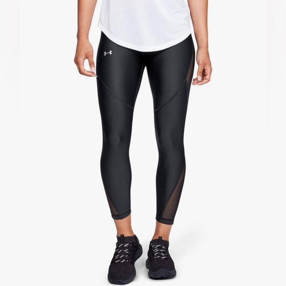 NWT Under Armour Women’s HeatGear Ankle Crop with mesh